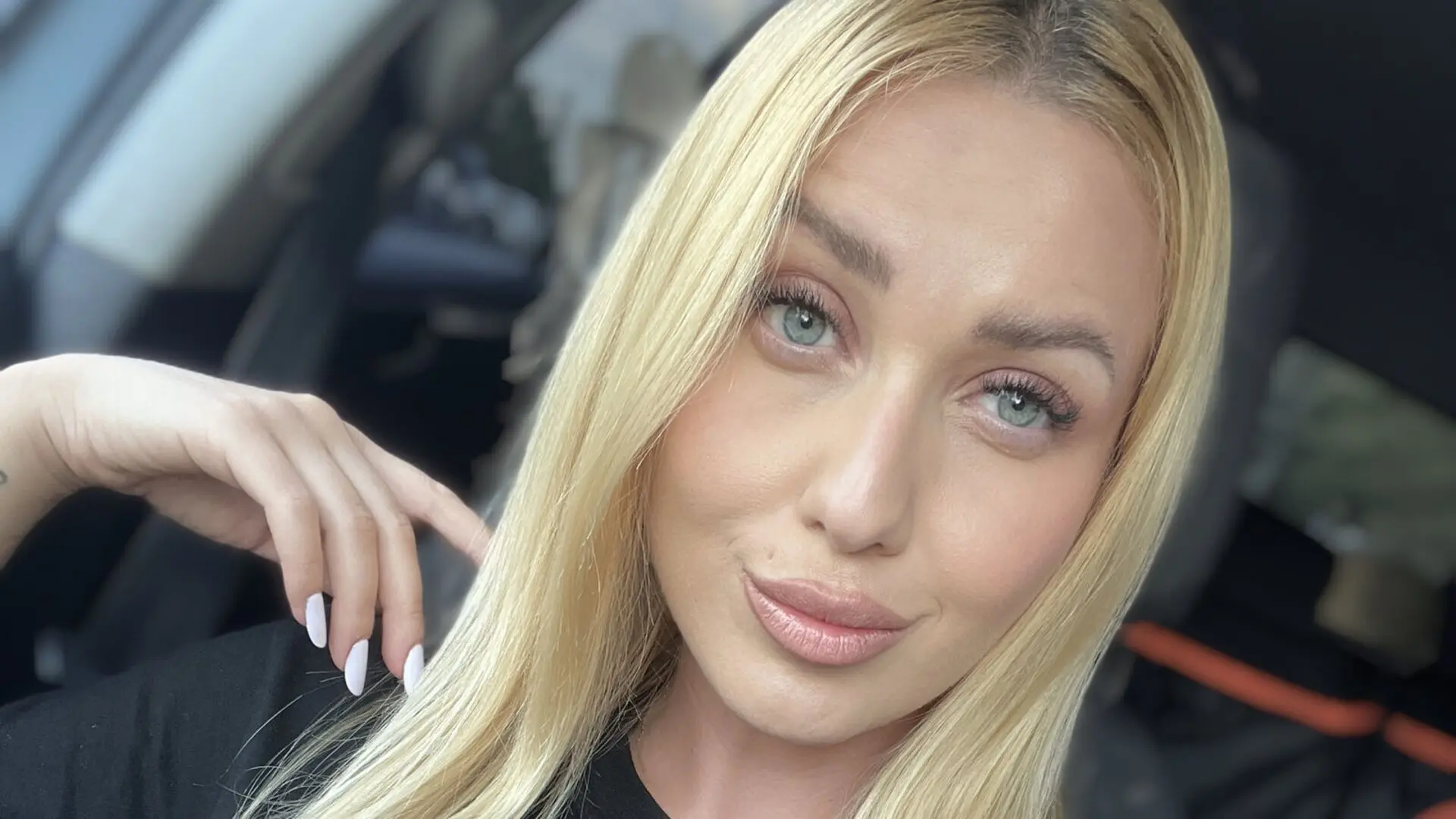 AmaFox's Hot Anal