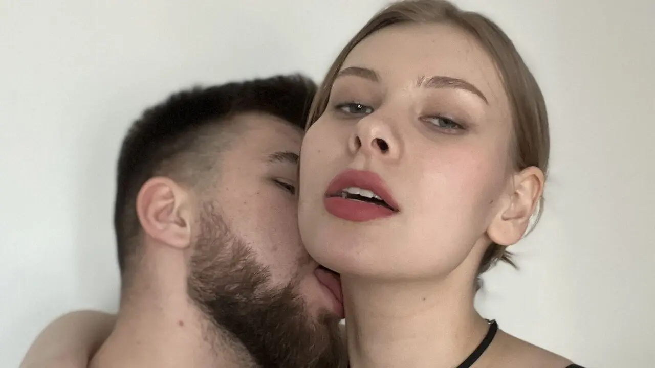 ChrisAndMikki's Hot Anal