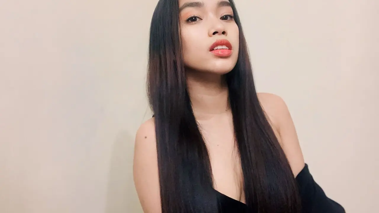 EmilyCian's Hot Anal