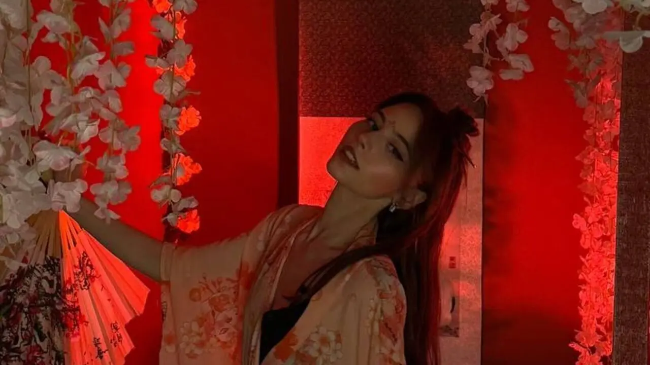 FlorenceCreedon's Hot Anal