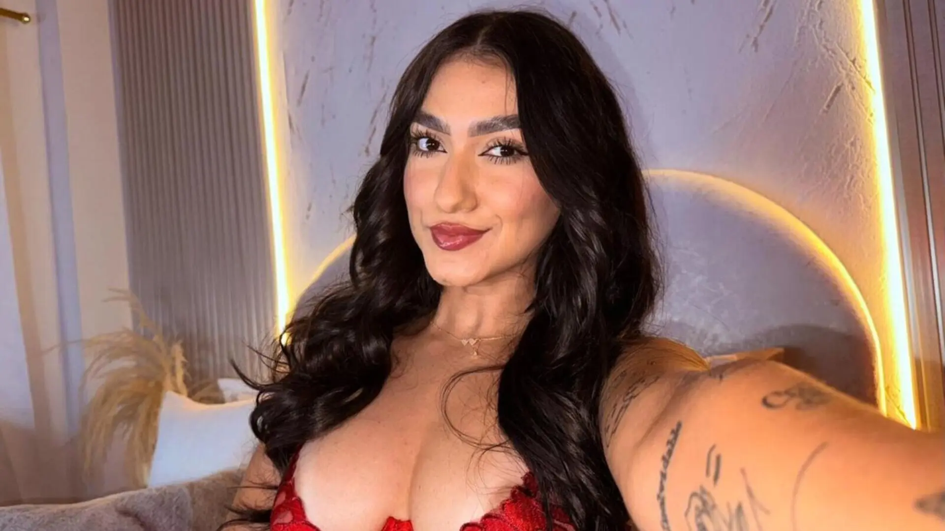 ManuelaHall's Hot Anal