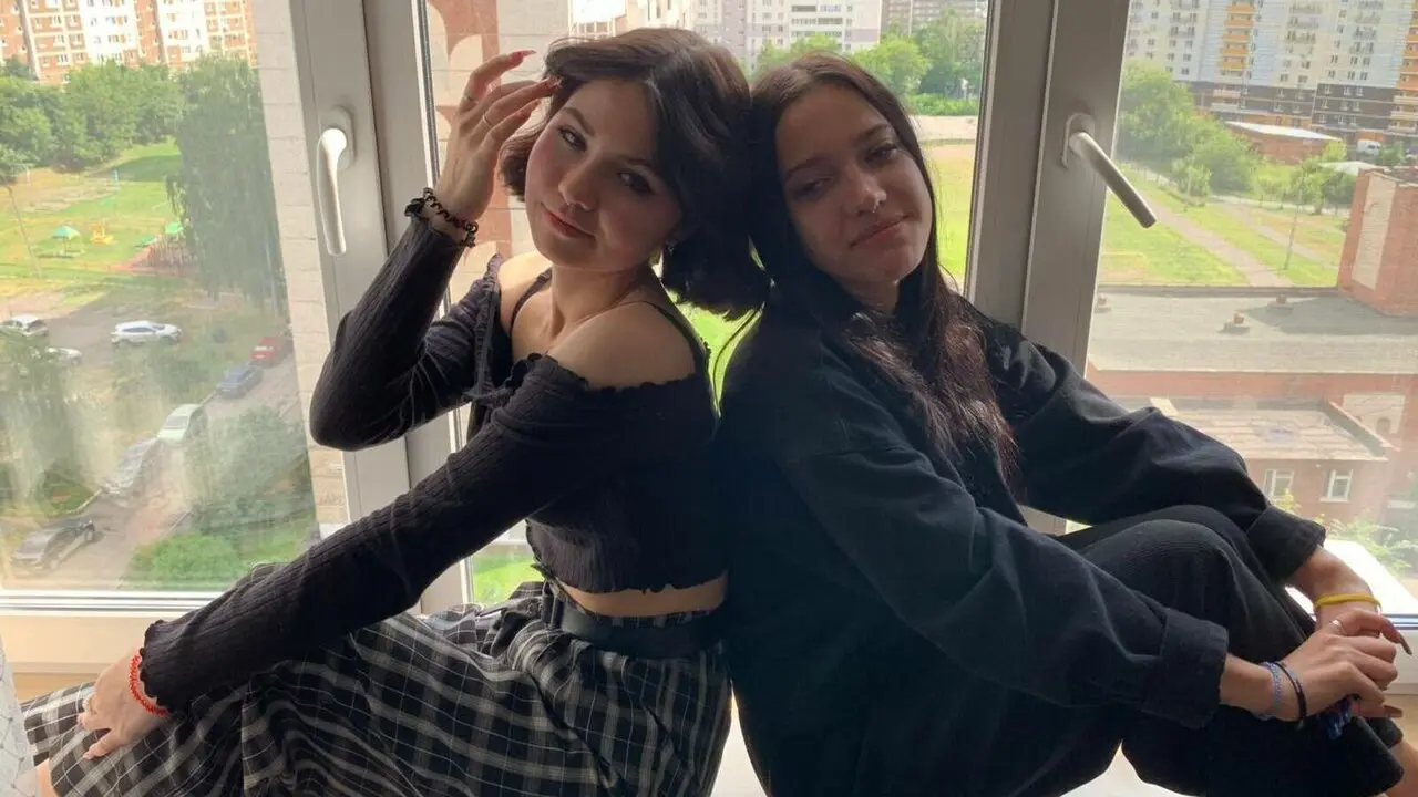 MarinaAndAnna's Hot Anal