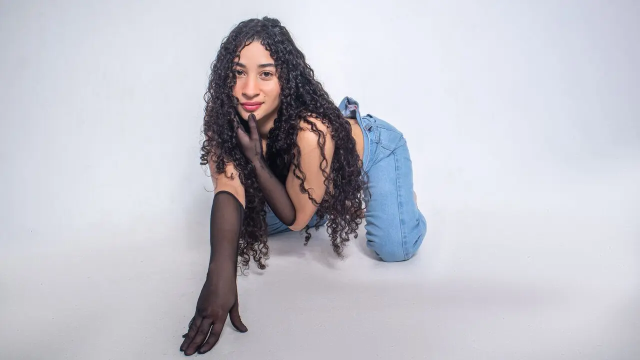 MilahLopez's Hot Anal